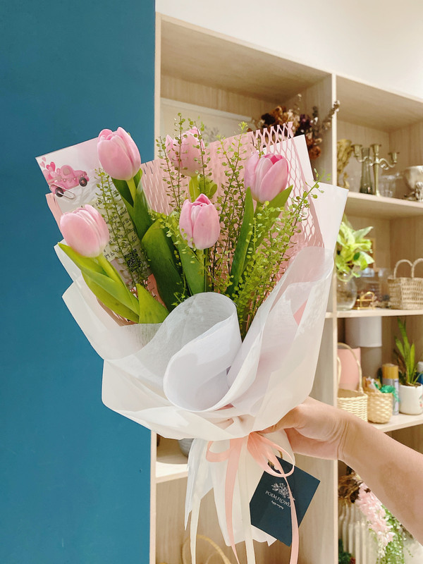 Bó hoa tulip dễ thương hoa nhiều màu  quà tặng các dịp lễ sinh nhật chúc  mừng tặng bạn gái mẹ ý nghĩa  MixASale